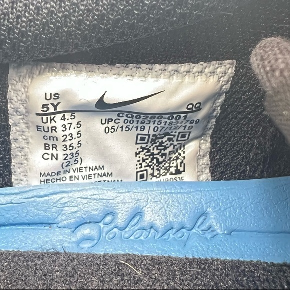 Nike Black SB Charge Sneakers Size 5 Youth - Picture 2 of 9